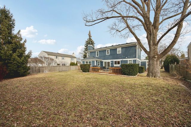 1028 Highland Lane, Glenview, IL 60025