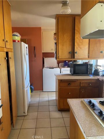 16322 Midway Street, Victorville, CA 92395