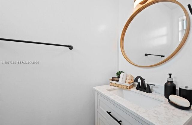 1705 Johnson St B, Hollywood, FL 33020