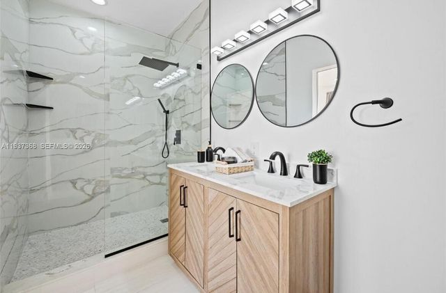 1705 Johnson St B, Hollywood, FL 33020