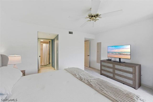 7220 Coventry CT 208, Naples, FL 34104