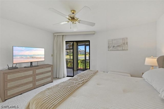 7220 Coventry CT 208, Naples, FL 34104