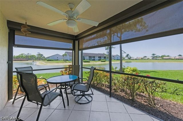 7220 Coventry CT 208, Naples, FL 34104