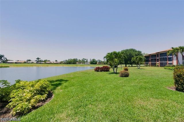 7220 Coventry CT 208, Naples, FL 34104