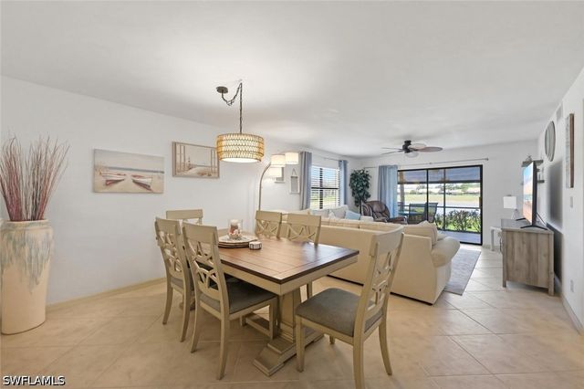 7220 Coventry CT 208, Naples, FL 34104