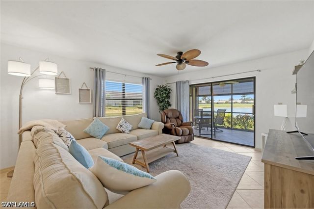 7220 Coventry CT 208, Naples, FL 34104