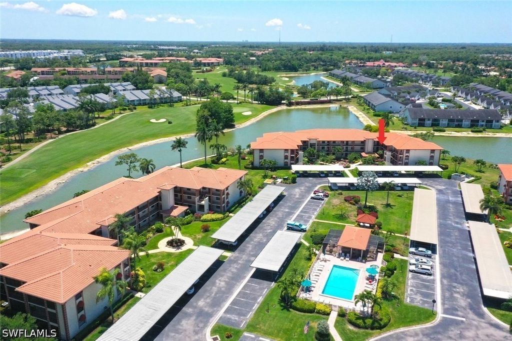 7220 Coventry CT 208, Naples, FL 34104