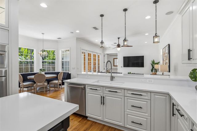 3107 W FOUNTAIN BOULEVARD, Tampa, FL 33609