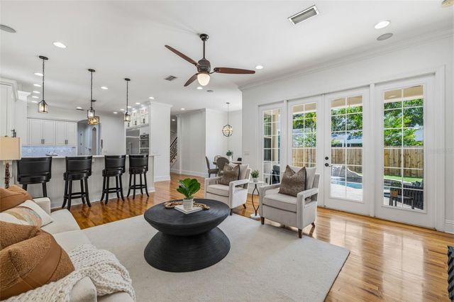 3107 W FOUNTAIN BOULEVARD, Tampa, FL 33609