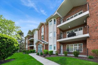 13129 Forest Ridge Drive 3C, Palos Heights, IL 60463