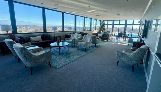 77 Adams St 1104, Quincy, MA 02169