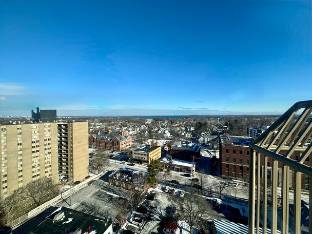 77 Adams St 1104, Quincy, MA 02169