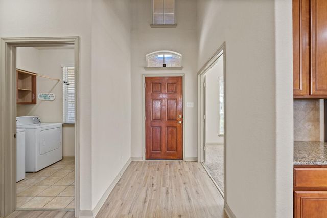 843 Avery PKWY, New Braunfels, TX 78130