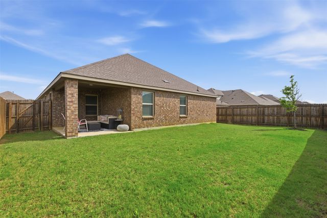 10116 Autumn Leaves Lane, Aubrey, TX 76227