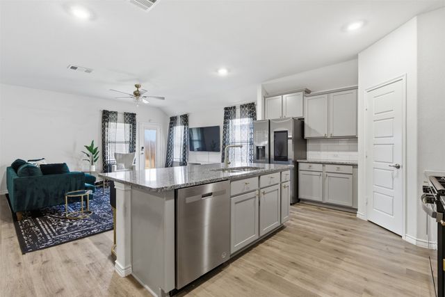 10116 Autumn Leaves Lane, Aubrey, TX 76227