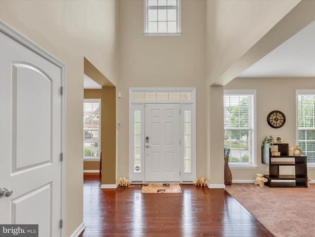 2805 TROTTER PARK LN, Lanham, MD 20706