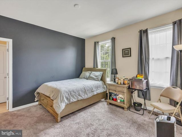 2805 TROTTER PARK LN, Lanham, MD 20706