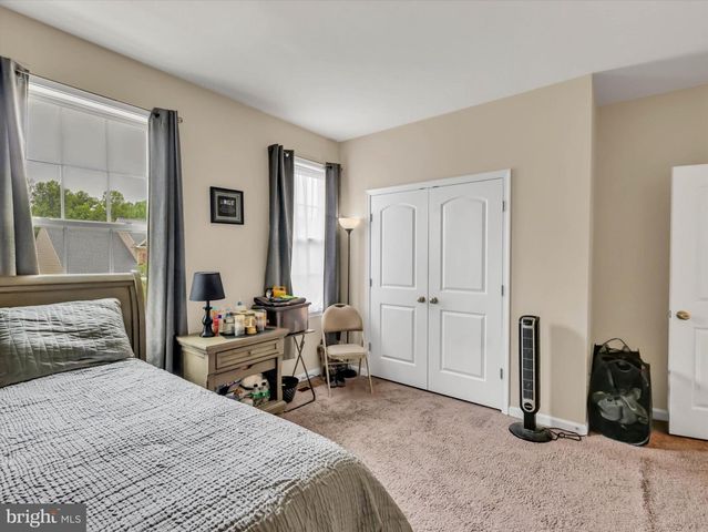 2805 TROTTER PARK LN, Lanham, MD 20706