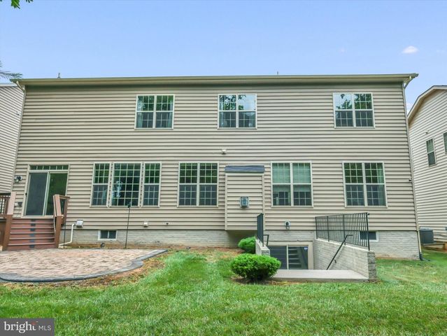 2805 TROTTER PARK LN, Lanham, MD 20706
