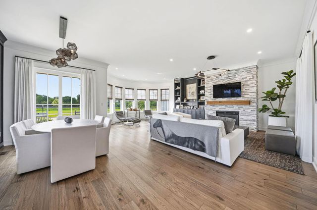 5843 Piatt Road, Lewis Center, OH 43035