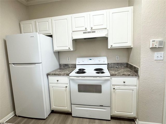 911 N ORANGE AVENUE 445, Orlando, FL 32801
