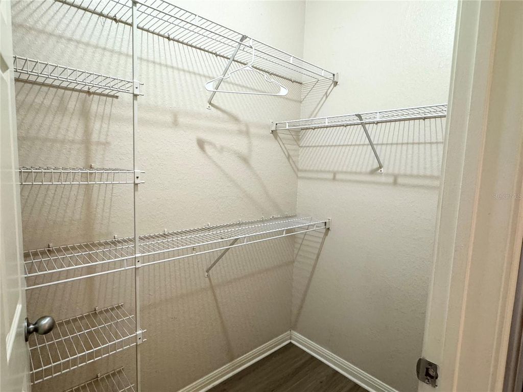 Image 19 of property listing at 911 N ORANGE AVENUE 445, Orlando, FL 32801