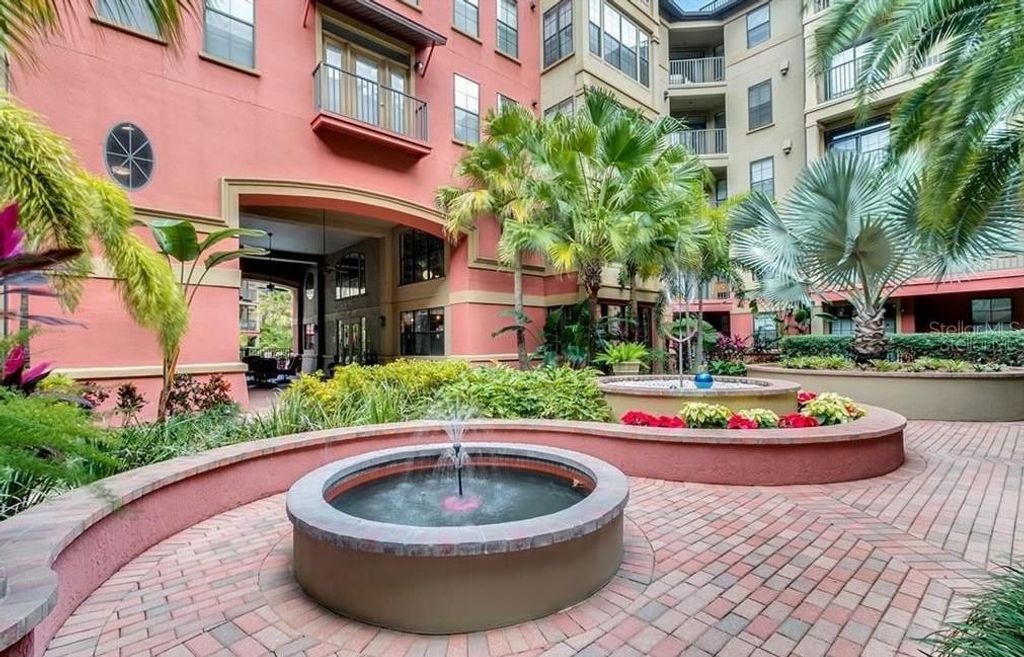 Image 25 of property listing at 911 N ORANGE AVENUE 445, Orlando, FL 32801