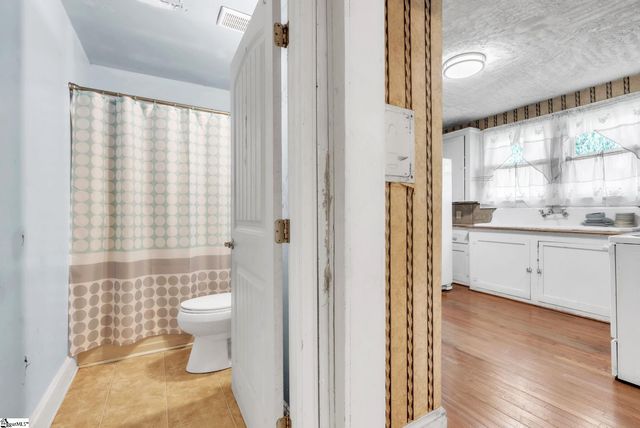 10 Eastlan Drive, Greenville, SC 29607