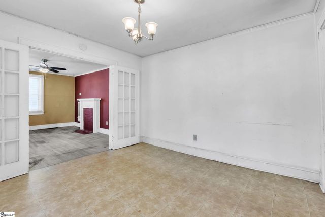 10 Eastlan Drive, Greenville, SC 29607