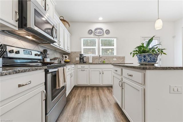 3285 Winding Branch Trail, Winston-salem, NC 27127