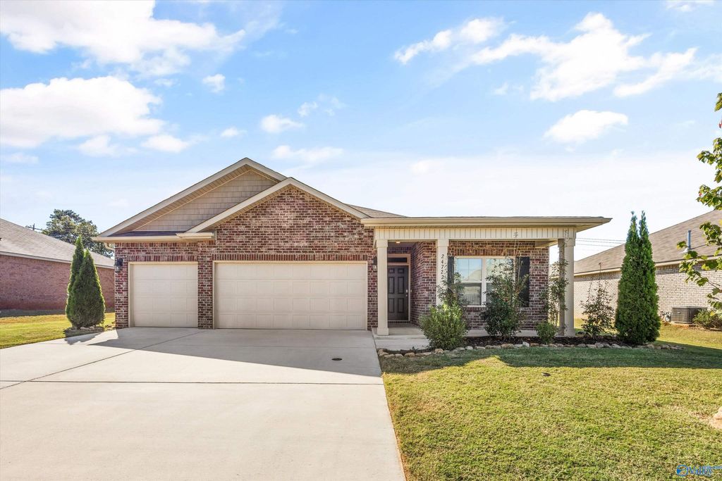 24722 Delilah Circle, Athens, AL 35613