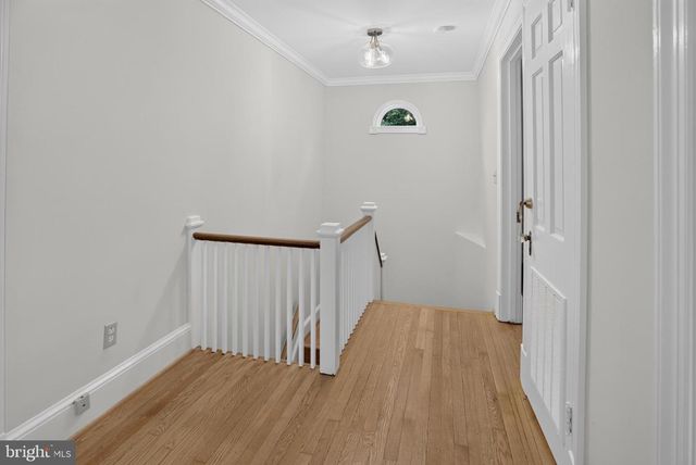 4705 HUNT AVE, Chevy Chase, MD 20815
