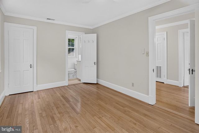 4705 HUNT AVE, Chevy Chase, MD 20815