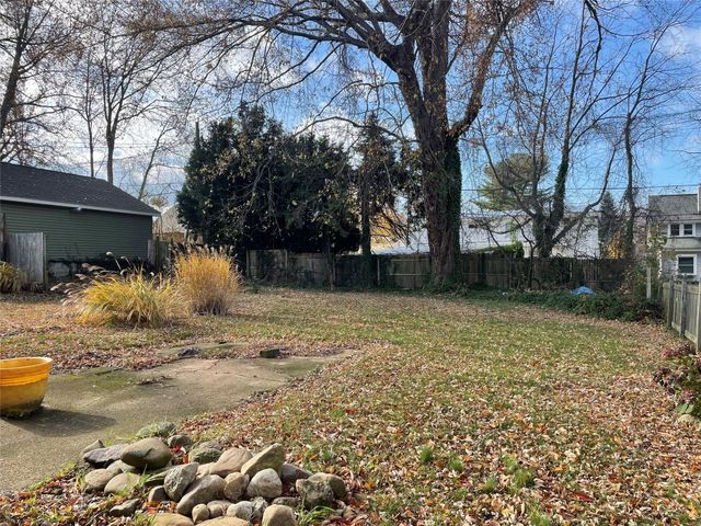 610 GLENRUADH Avenue, Erie, PA 16505