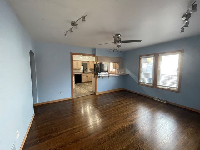 610 GLENRUADH Avenue, Erie, PA 16505