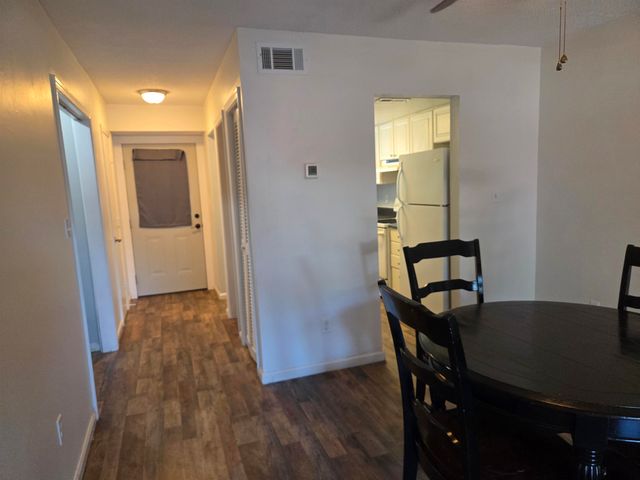 1025 Carolina Rd Apt B2, Conway, SC 29526