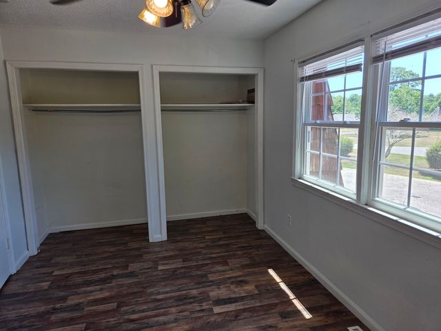 1025 Carolina Rd Apt B2, Conway, SC 29526