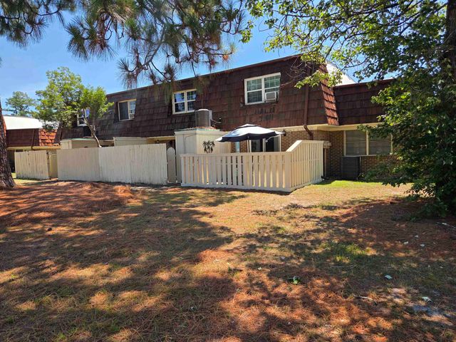 1025 Carolina Rd Apt B2, Conway, SC 29526