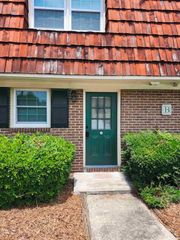 1025 Carolina Rd Apt B2, Conway, SC 29526