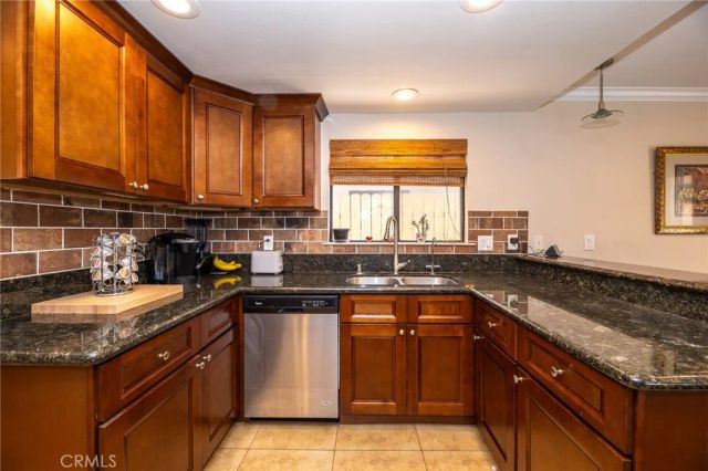 2324 Fan Palm Drive, Corona, CA 92879