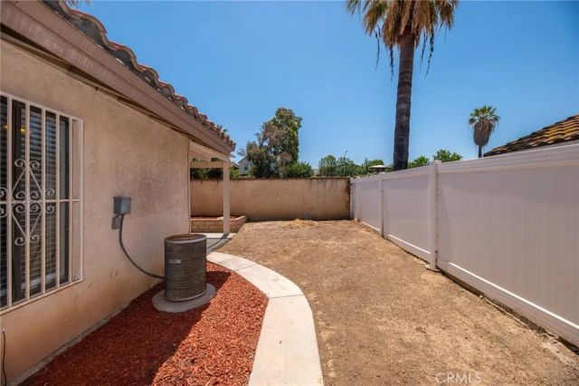 2324 Fan Palm Drive, Corona, CA 92879