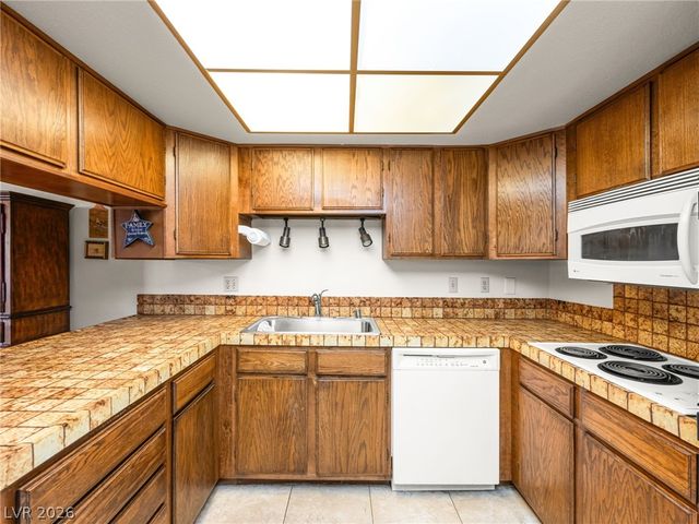 3422 Kensbrook Street, Las Vegas, NV 89121