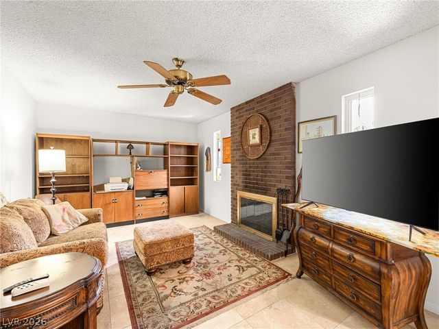 3422 Kensbrook Street, Las Vegas, NV 89121