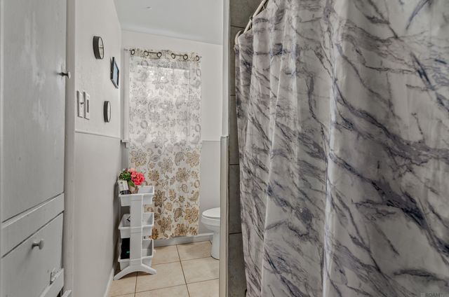 10465 White Oak Dr, Baton Rouge, LA 70815