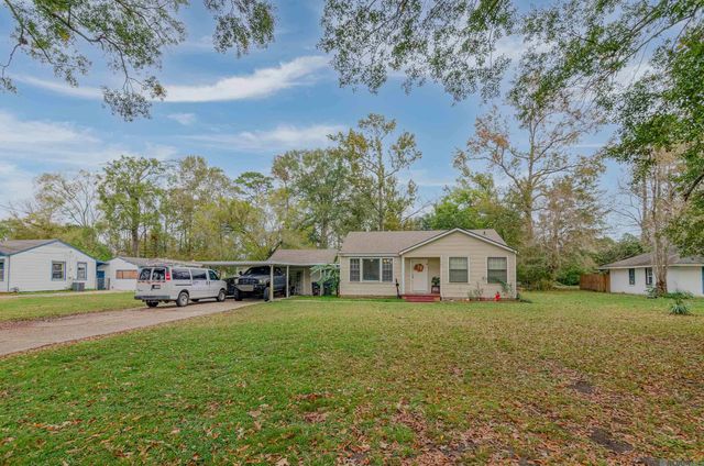 10465 White Oak Dr, Baton Rouge, LA 70815