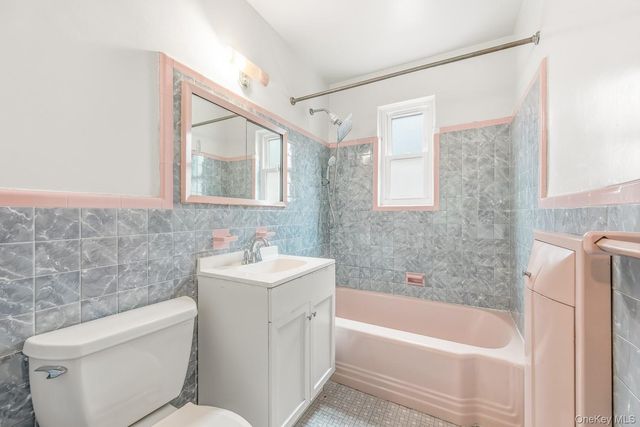 2323 32nd Street, Astoria, NY 11105