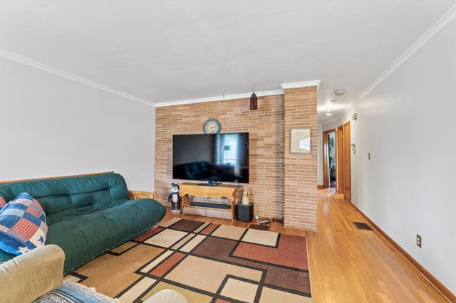624 Georgian Drive, Columbus, OH 43228