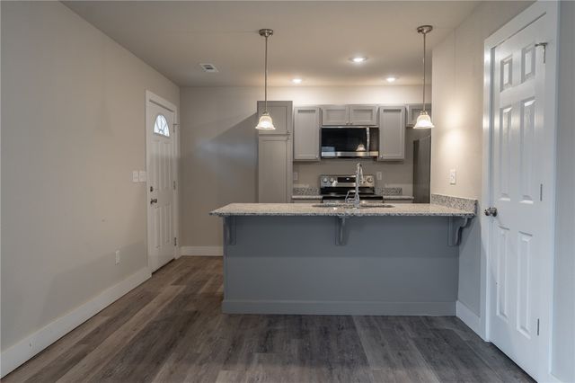 1358 N Porter Road 1, Fayetteville, AR 72703