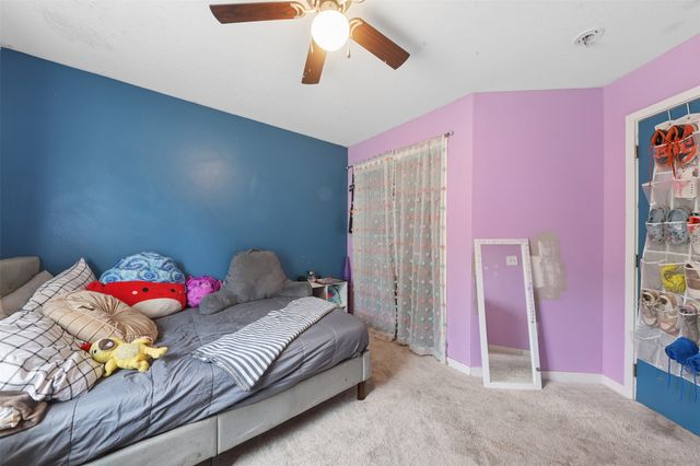 1269 Stewart Street, Des Moines, IA 50316