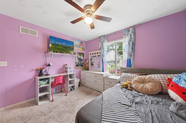 1269 Stewart Street, Des Moines, IA 50316